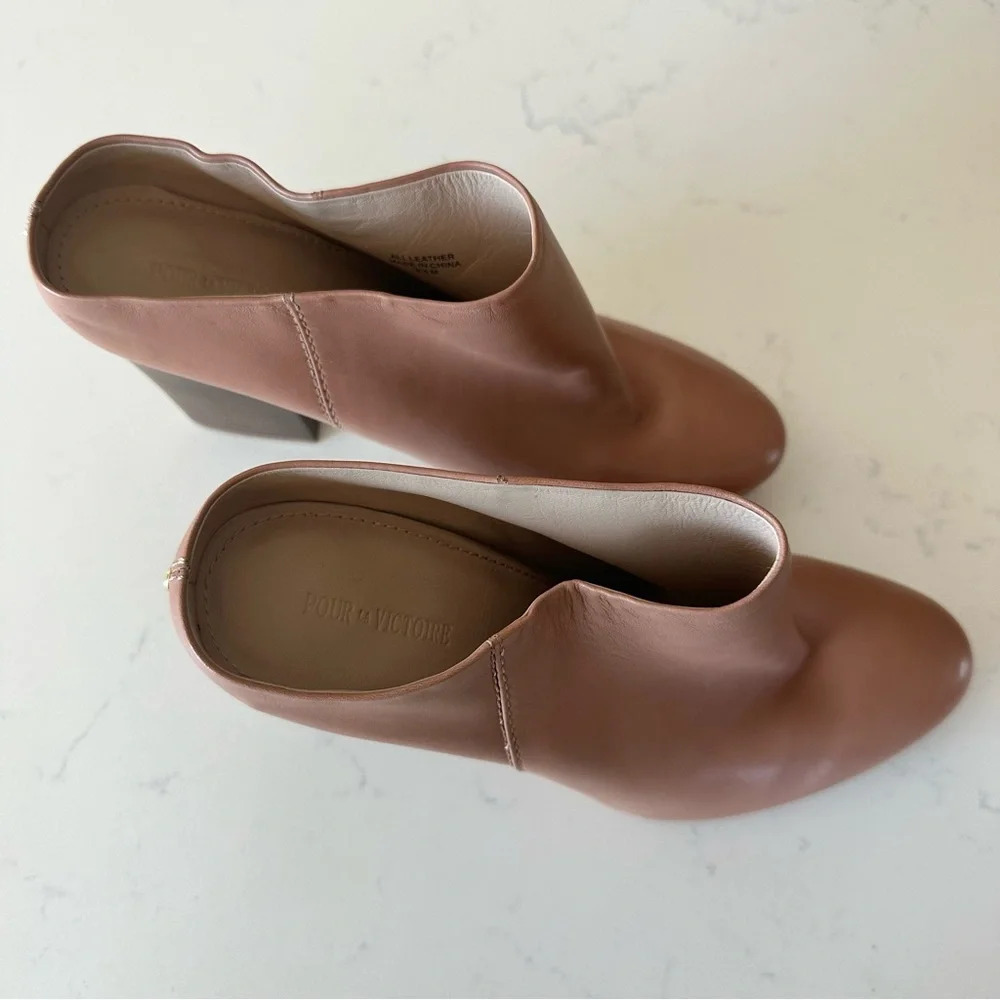 Pour La Victoire Leather Eda Mule Booties Size: 9.5 - Picture 8 of 10